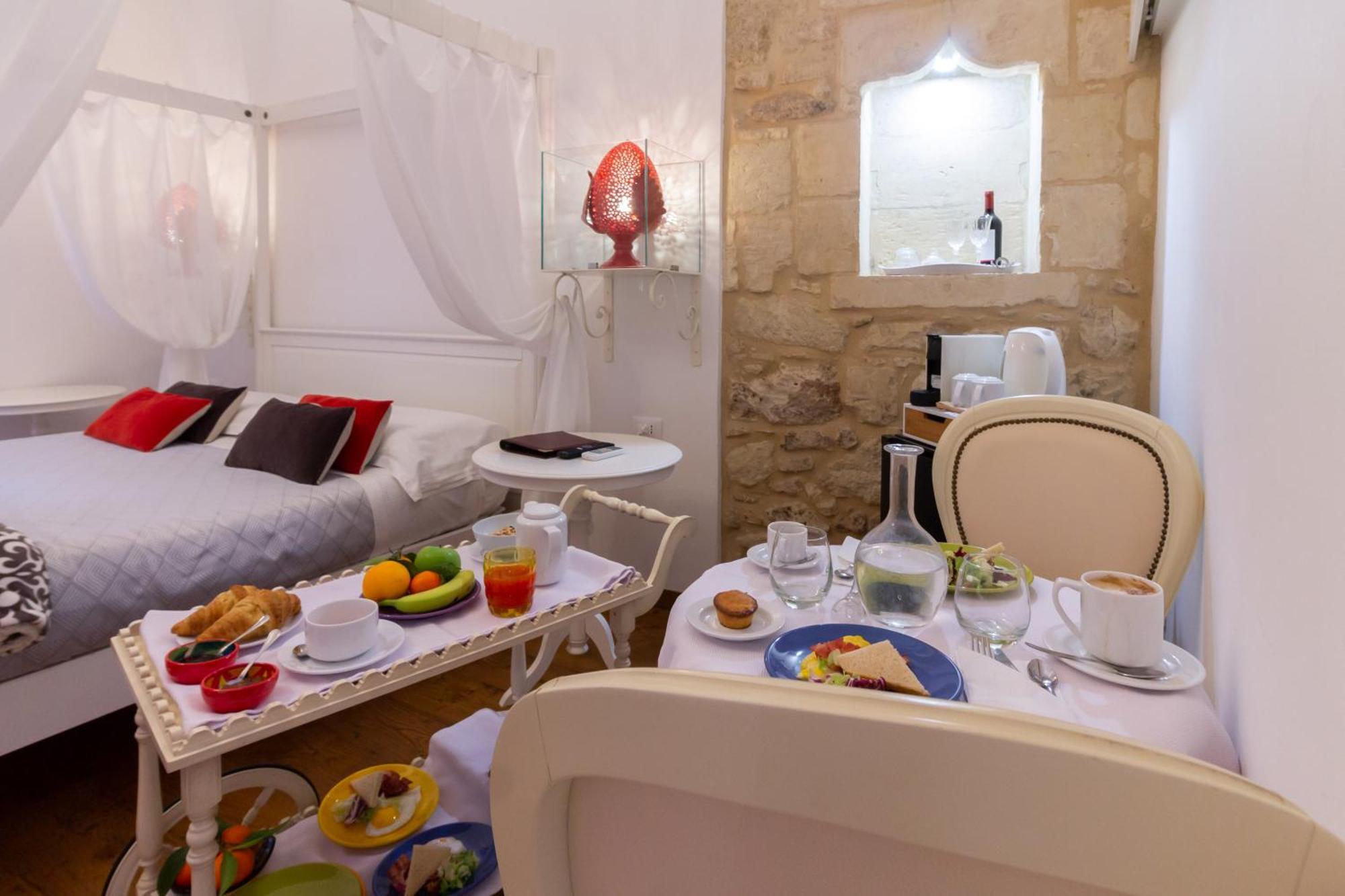 Le Nicchie Luxury Rooms Lecce Exterior foto